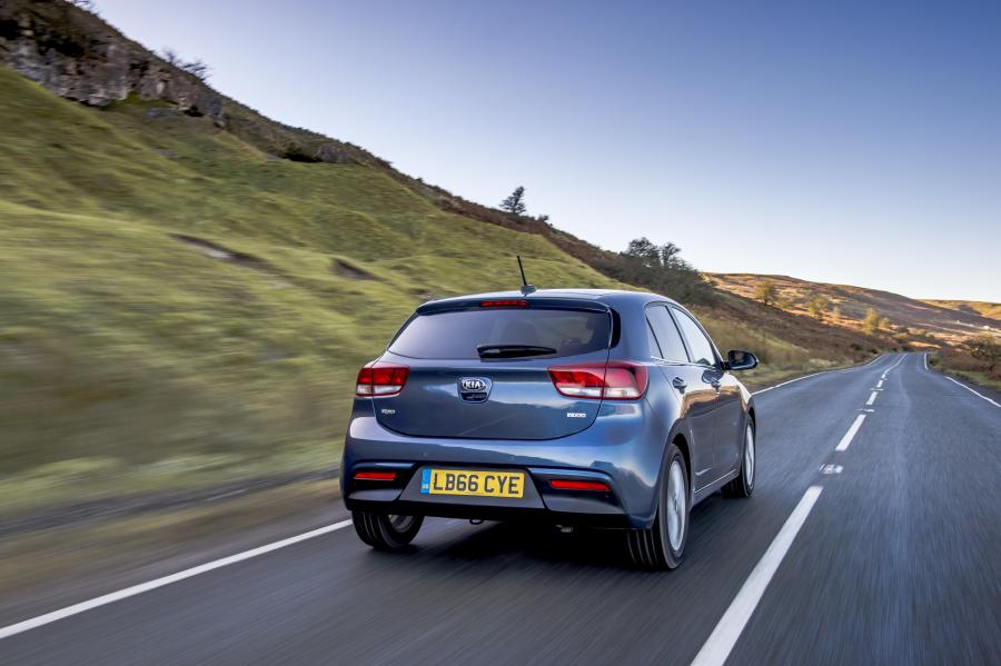  Kia Rio 5-Door 2017 года  (UK) (фото 15 из 145)